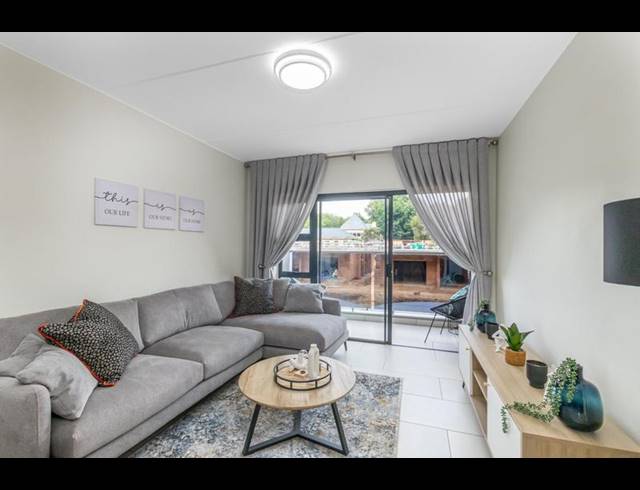 2 BEDROOM PROPERTY TO RENT IN BEDFORD GARDENS